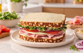 ham tomato and cheese sandwich
